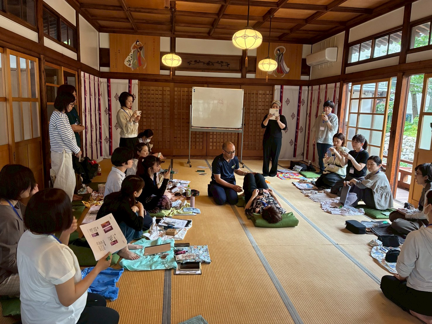 東京・江島杉山神社で逆子治療勉強会の講師を務める鍼灸師